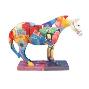 ‼️ SALE ‼️Gift Horse *Retired* Painted Ponies